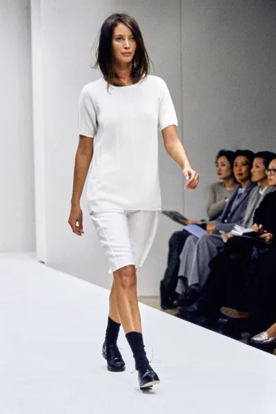 Look 32